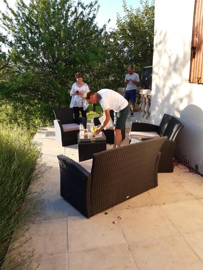 Maison De Famille Entre Vigne Et Lavande Verfeuil Esterno foto